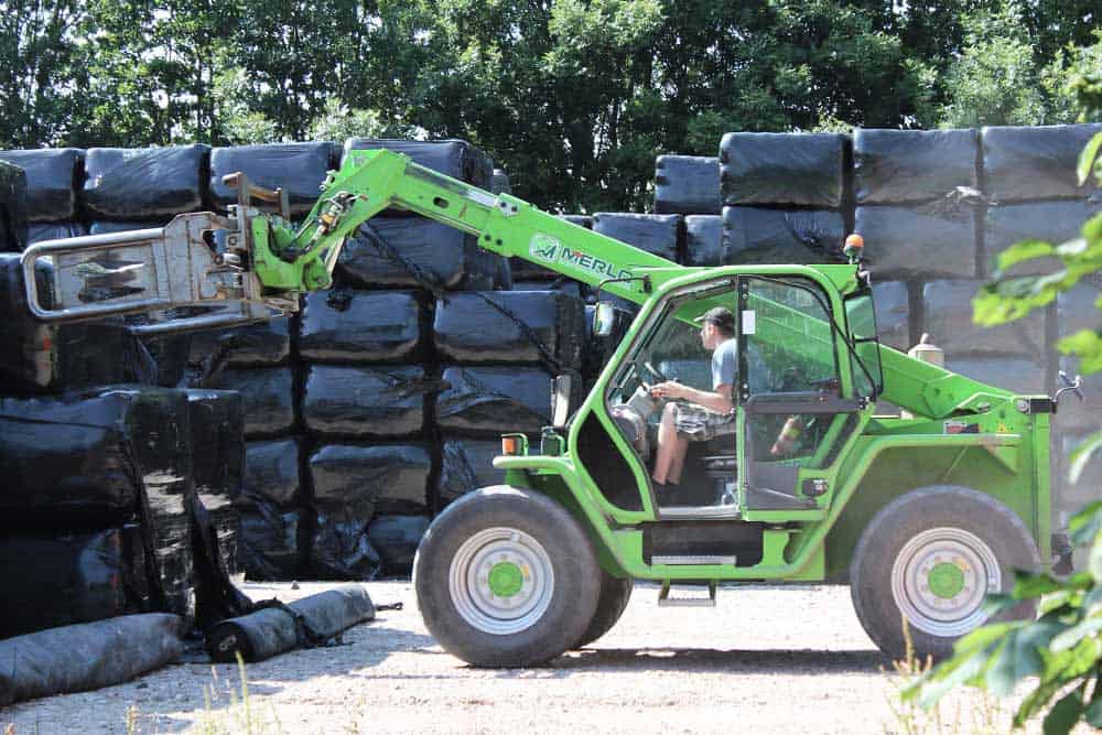 merlo-grote-balen-voordroog-hooi