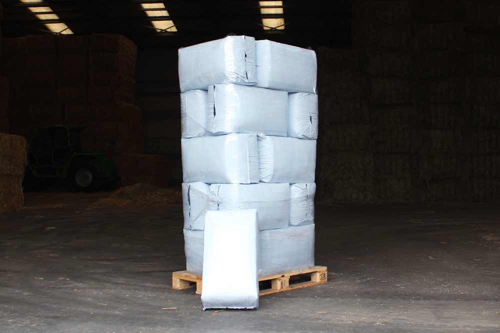 pallet-kleine-balen-voordroog-hooi-15-stuks