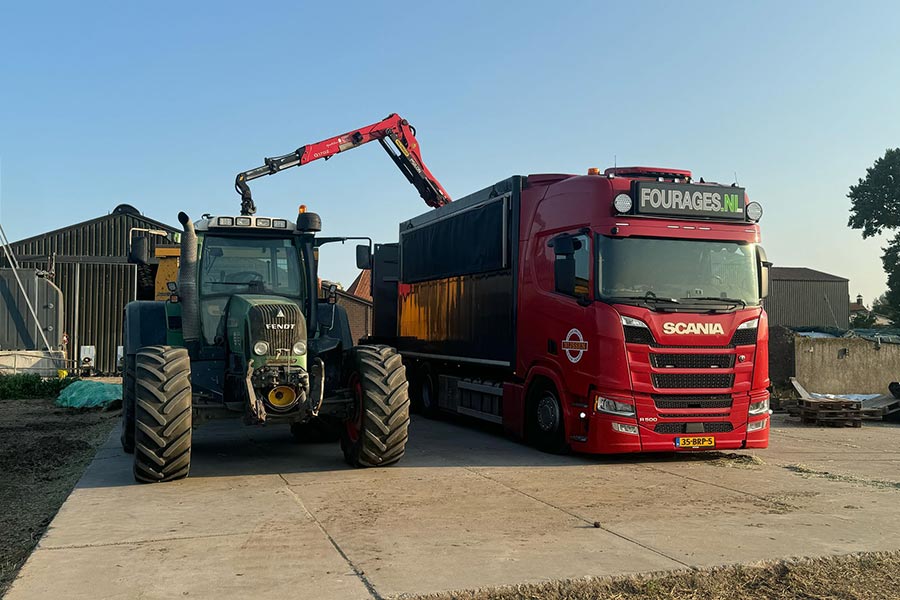 paardenmest-tractor-mestwagen-akkerbouwer-header